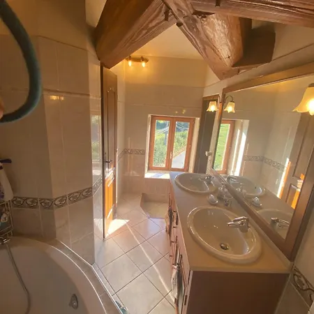 Appartement T2 Le Corrandin شقة *
